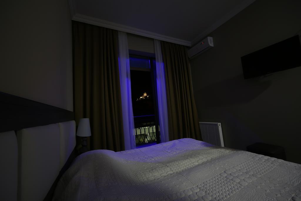 Discovery Hotel Κουτάισι Δωμάτιο φωτογραφία